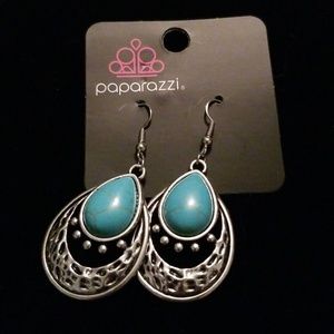Dangle earrings